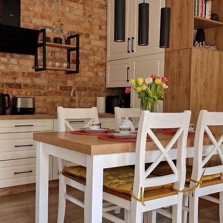 Apartament Lomnicka 59 เยเลเนียกูรา ภายนอก รูปภาพ