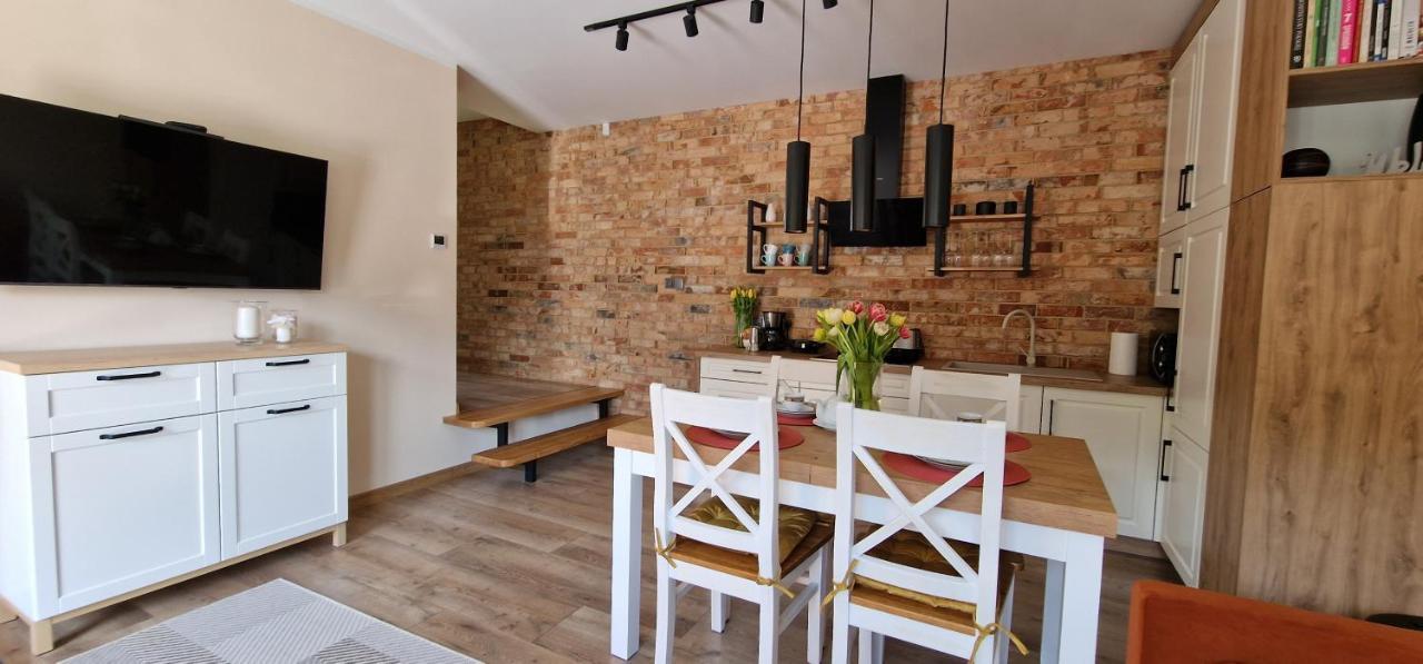 Apartament Lomnicka 59 เยเลเนียกูรา ภายนอก รูปภาพ
