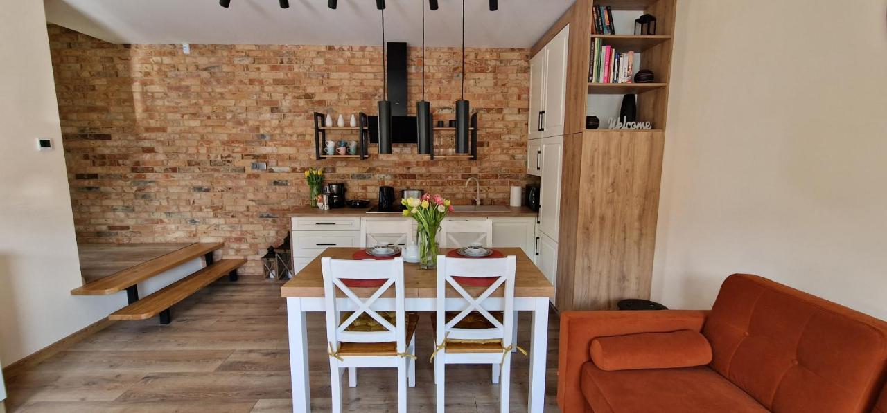 Apartament Lomnicka 59 เยเลเนียกูรา ภายนอก รูปภาพ