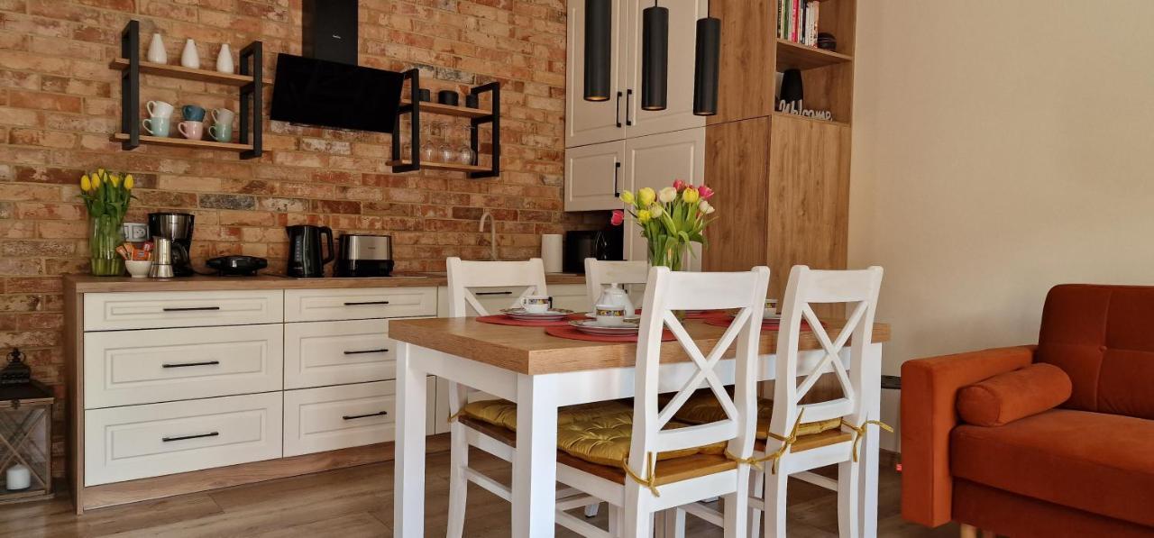 Apartament Lomnicka 59 เยเลเนียกูรา ภายนอก รูปภาพ